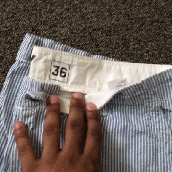 Old navy - Picture 3 of 3